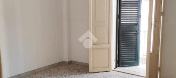 4 rooms House in Mola di Bari, Italy No. 129395 6