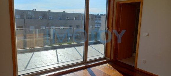 2 chambres Duplex à Matosinhos, Portugal No. 106276 15