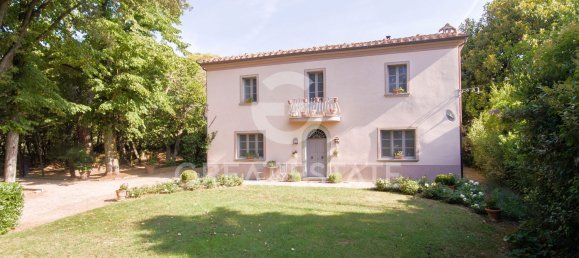 14 rooms House in Foiano della Chiana, Italy No. 136932 9