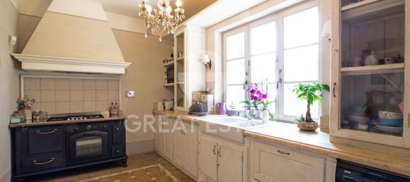 14 rooms House in Foiano della Chiana, Italy No. 136932 13