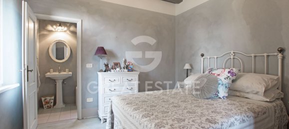 14 rooms House in Foiano della Chiana, Italy No. 136932 17