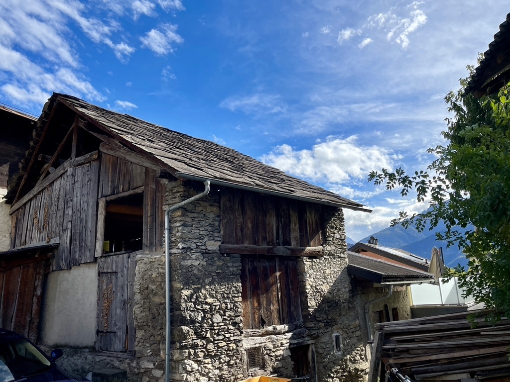 Casa en Sierre, Switzerland No. 311