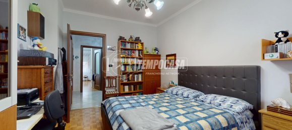 2 bedrooms Apartment in Rivoli, Italy No. 137512 3