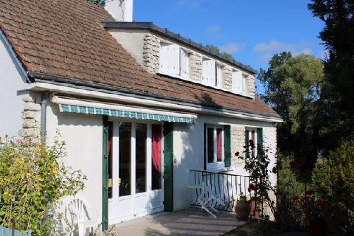 Casa de 4 dormitorios en Chartres, France No. 6987