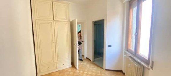 3 rooms Apartment in Voghera, Italy No. 148081 11