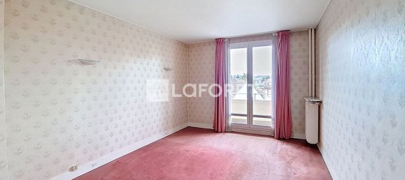 3 bedrooms Apartment in Cachan, France No. 148125 4