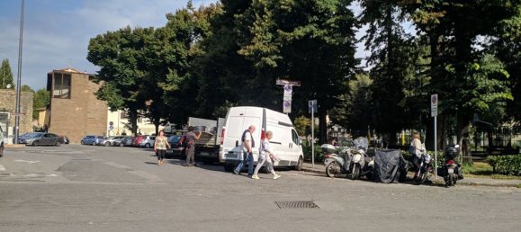 15 غرف نوم منزل ذو طابقين في Campi Bisenzio, Italy رقم 319703 8