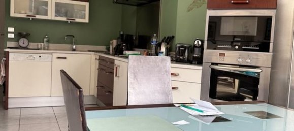 7 bedrooms House in Laval, France No. 192687 5