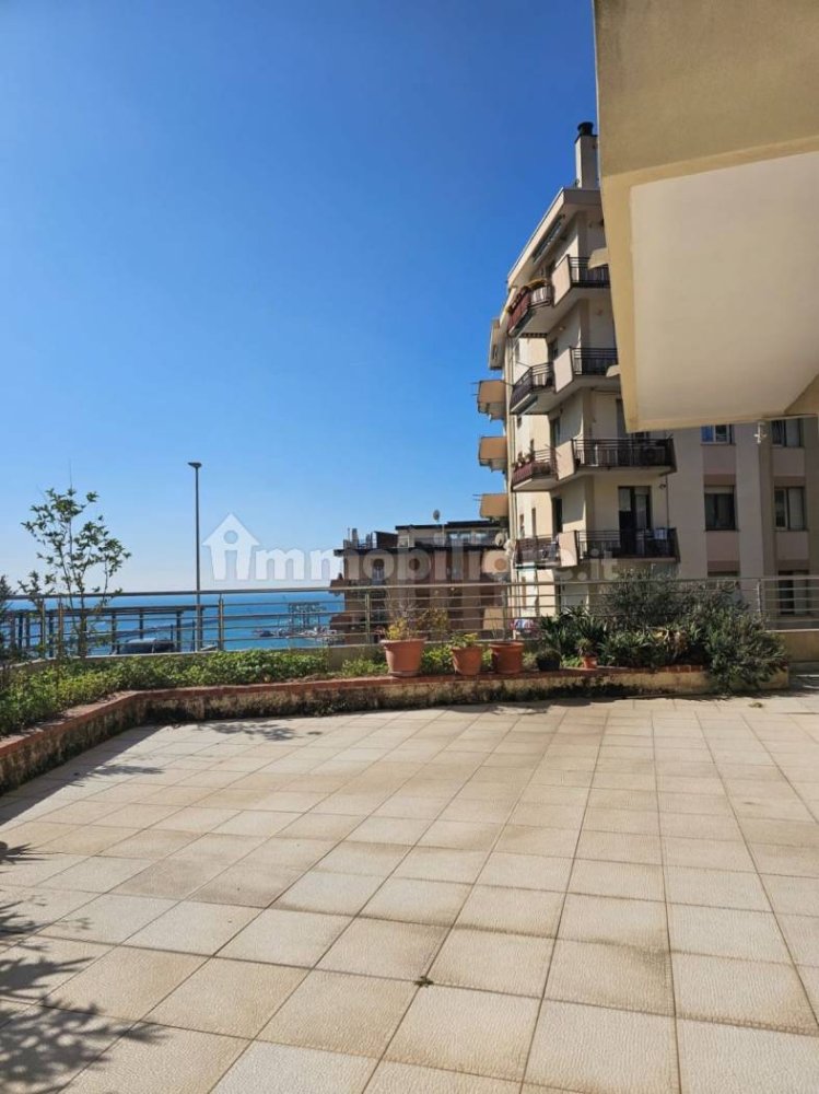 2 غرف نوم شقة في Genoa, Italy رقم 177761