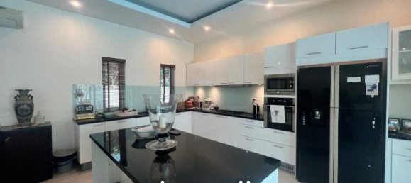 4 bedrooms Villa in Cha-am, Thailand No. 25515 7