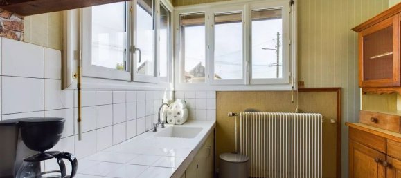 4 bedrooms House in Conflans-sur-Seine, France No. 250407 7