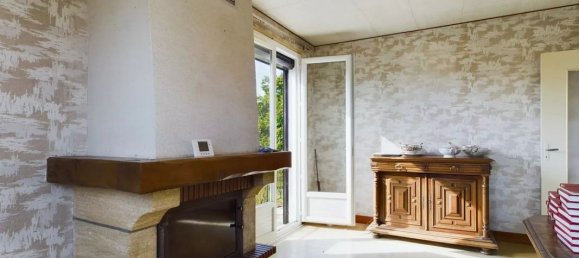 4 bedrooms House in Conflans-sur-Seine, France No. 250407 2