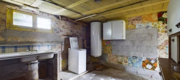 4 bedrooms House in Conflans-sur-Seine, France No. 250407 17