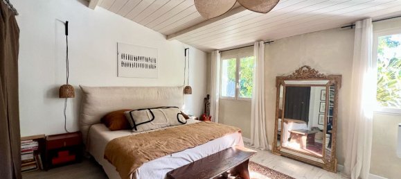 4 bedrooms House in Gironde, France No. 335439 6