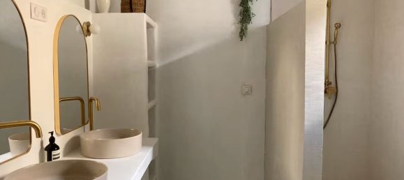 4 bedrooms House in Gironde, France No. 335439 11