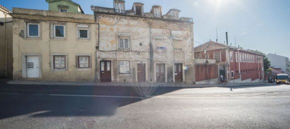 430m² Building in Lisbon, Portugal No. 86299 30