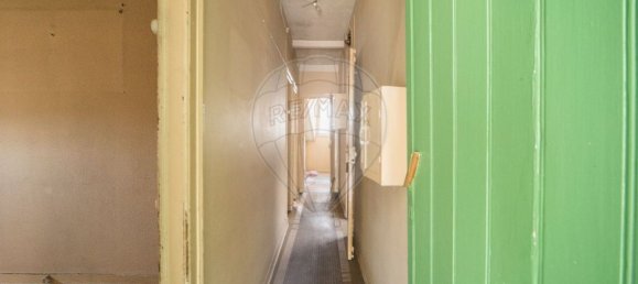 430m² Building in Lisbon, Portugal No. 86299 11