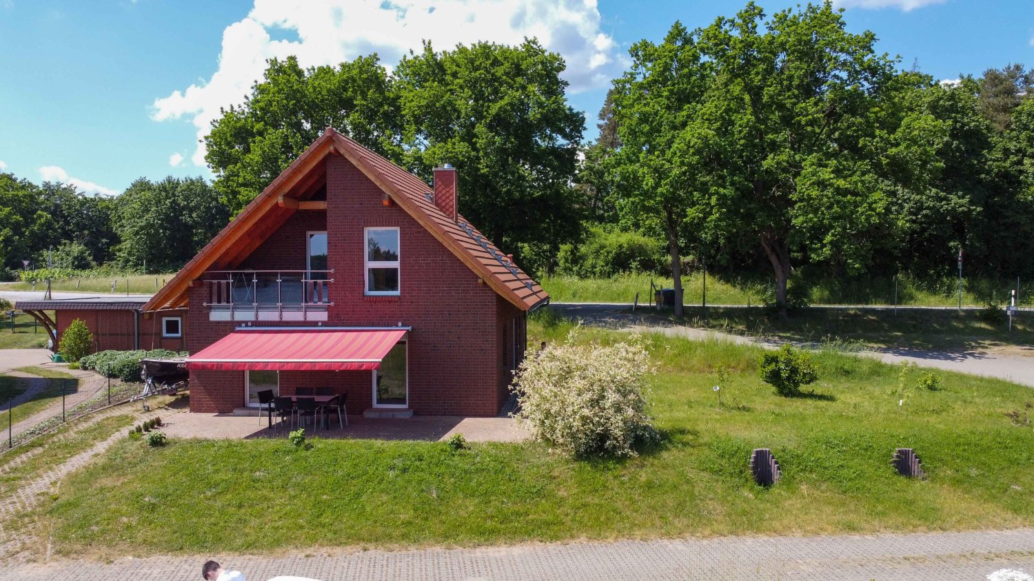 Дом с 4 комнатами в Gustrow, Германия № 155369