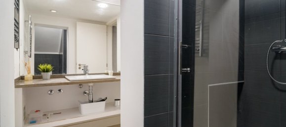 208m² Building in Lisbon, Portugal No. 121867 49