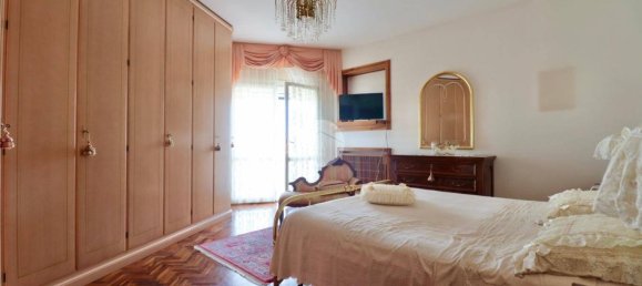 7 Schlafzimmer Villa in Acquaviva Picena, Italy, Nr. 263860 39