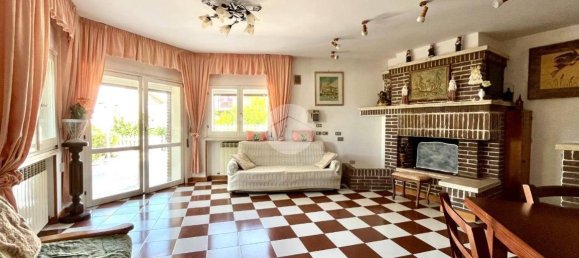 7 Schlafzimmer Villa in Acquaviva Picena, Italy, Nr. 263860 24