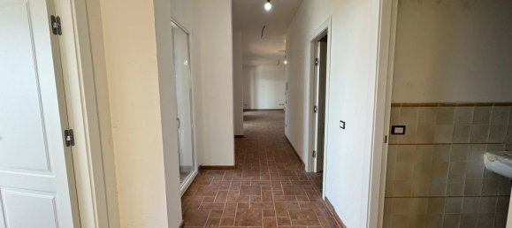 4 Schlafzimmer Wohnung in Bagheria, Italy, Nr. 46430 8