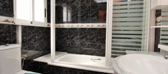 3 chambres Propriété commerciale à Alicante, Spain No. 184622 27