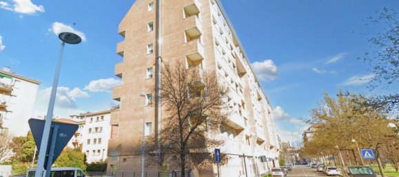 1 room Commercial property in Bologna, Italy No. 227277 4