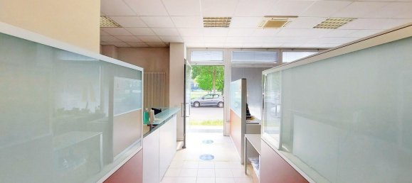 1 room Commercial property in Bologna, Italy No. 227277 14