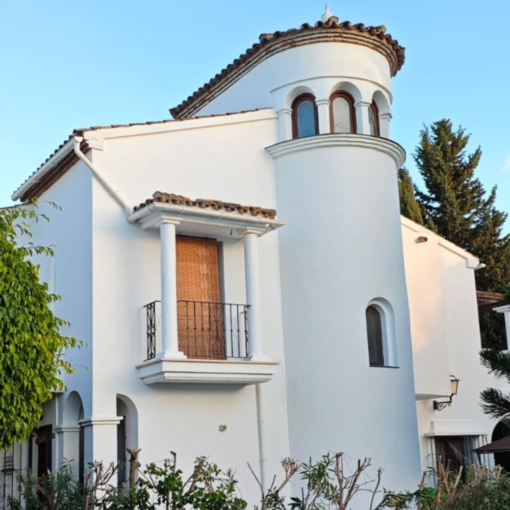 4 bedrooms Townhouse in Estepona, Spain No. 144851