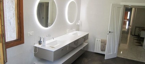 5 bedrooms Villa in Calpe, Spain No. 4415 26