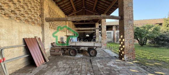 Вилла с 5 комнатами в Крема, Италия № 199668 6