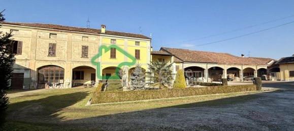 Вилла с 5 комнатами в Крема, Италия № 199668 9