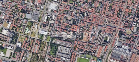 Propiedad comercial de 1 habitación en Legnano, Italy No. 260084 9