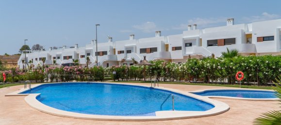 Bungalow de 2 dormitorios en Alicante, Spain No. 10858 2