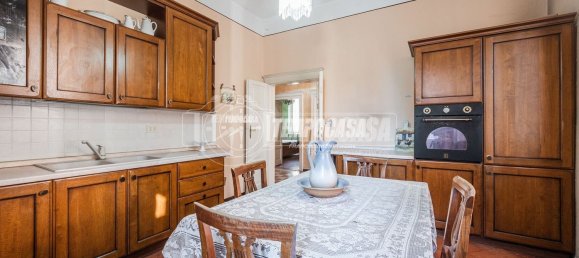 5 bedrooms Apartment in Vignola, Italy No. 327431 14