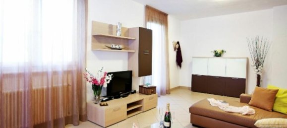 3 bedrooms Apartment in Griante, Italy No. 55874 4