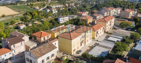 13-salle Maison à Montefiore dell'Aso, Italy No. 176904 5