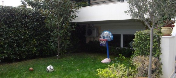 250m² Property in Nea Erythraia, Greece No. 5405 8