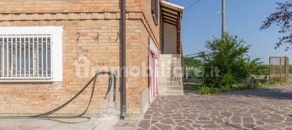 3 bedrooms Villa in Bagnacavallo, Italy No. 330563 3