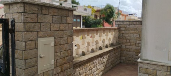 Casa de 2 dormitorios en Matino, Italy No. 156899 2