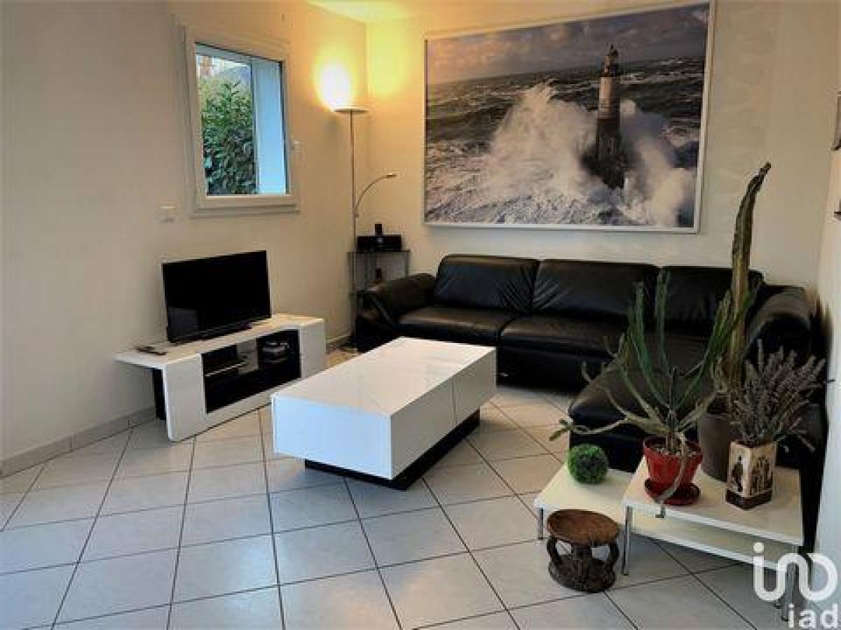 3 Schlafzimmer Eigentumswohnung in Archamps, France, Nr. 24092