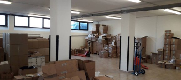 6 rooms Office in Agrate Brianza, Italy No. 211442 16