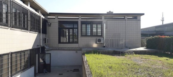 6 rooms Office in Agrate Brianza, Italy No. 211442 18