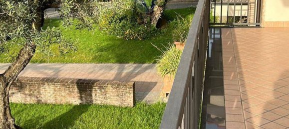 Villa T3 em Somma Vesuviana, Italy N.º 358202 12