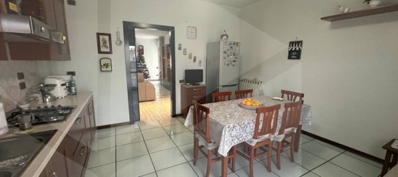 4غرفة شقة في Trentola Ducenta, Italy رقم 25316 10