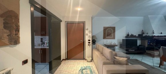 4غرفة شقة في Trentola Ducenta, Italy رقم 25316 11