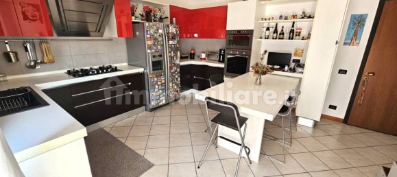 2 chambres Appartement à San Vittore Olona, Italy No. 350134 4