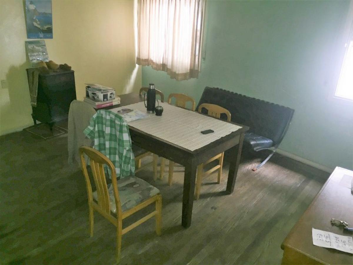 2 bedrooms House in Montevideo, Uruguay No. 9673