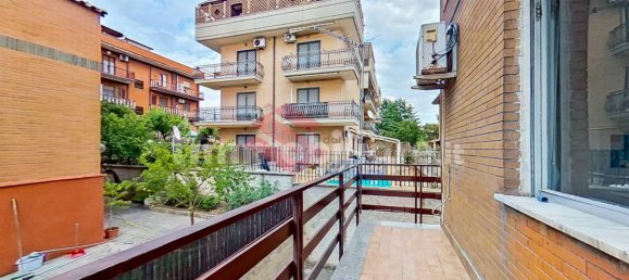 2 Schlafzimmer Wohnung in Rome, Italy, Nr. 294467 7